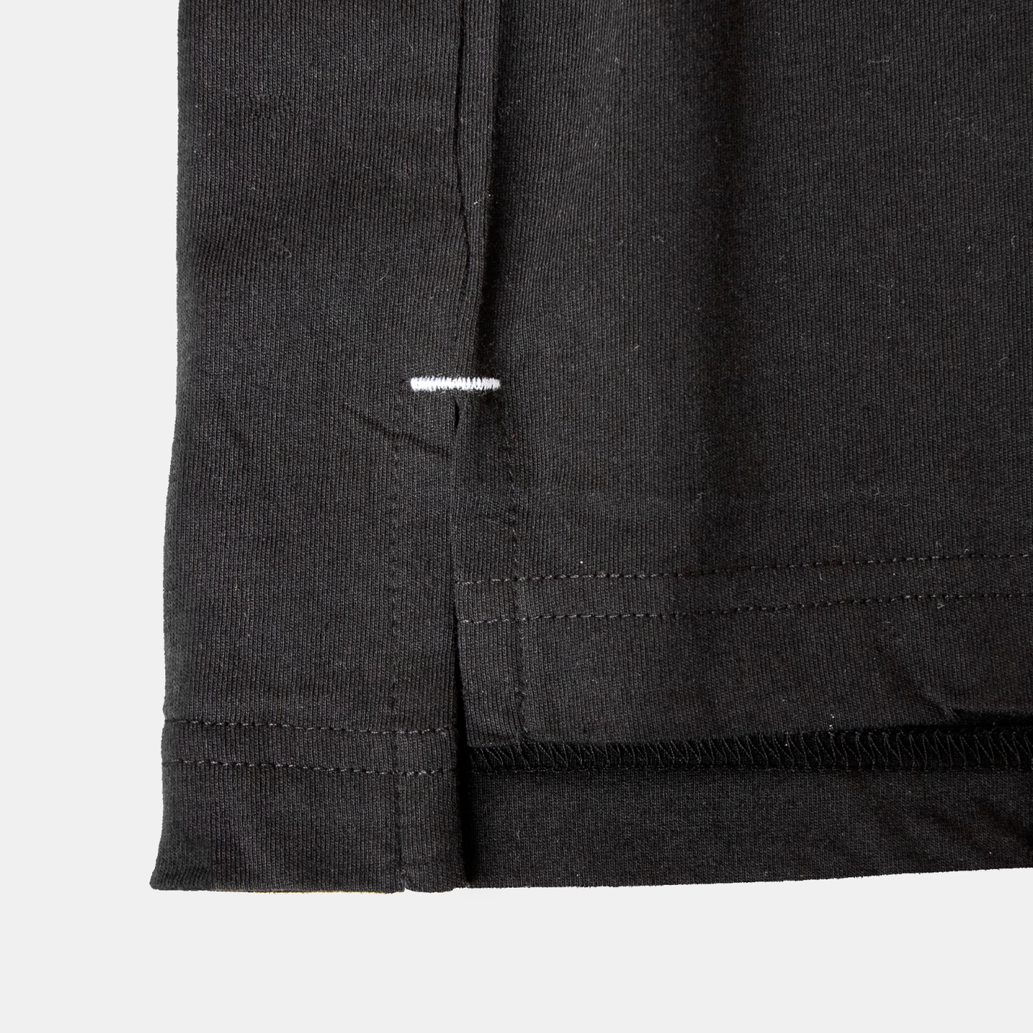 T-Shirt for a Carefree Day - BLACK